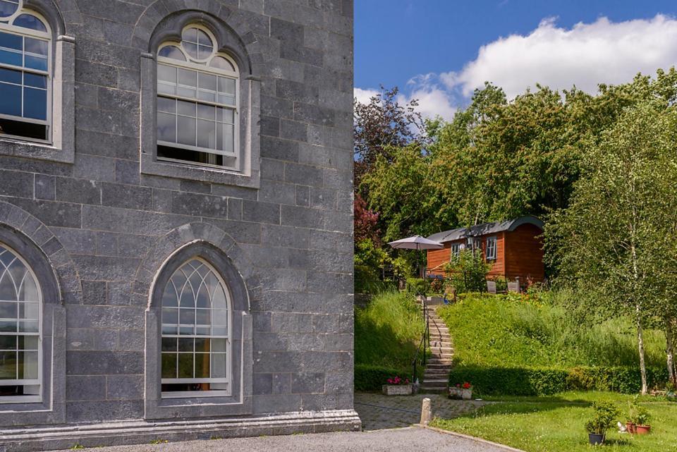 Hotel Hawthorn Hut Kilkenny Glamping At Jenkinstown House Jenkinstown Park Exterior foto